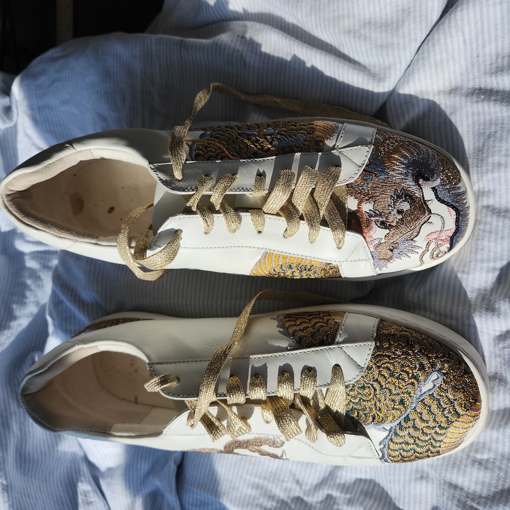 Johnny Was Dragon Sneakers size 10